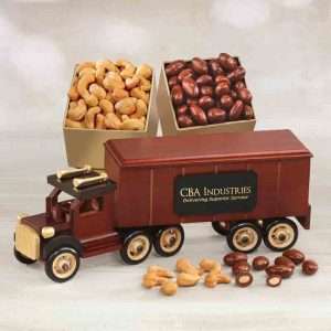 Maple Ridge 19 wheeler truck with snacks