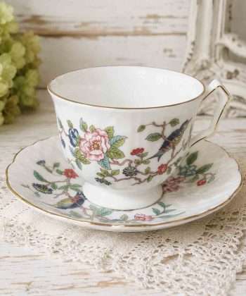 Aynsley Pembroke Bone China Teacup and Saucer - Made in England