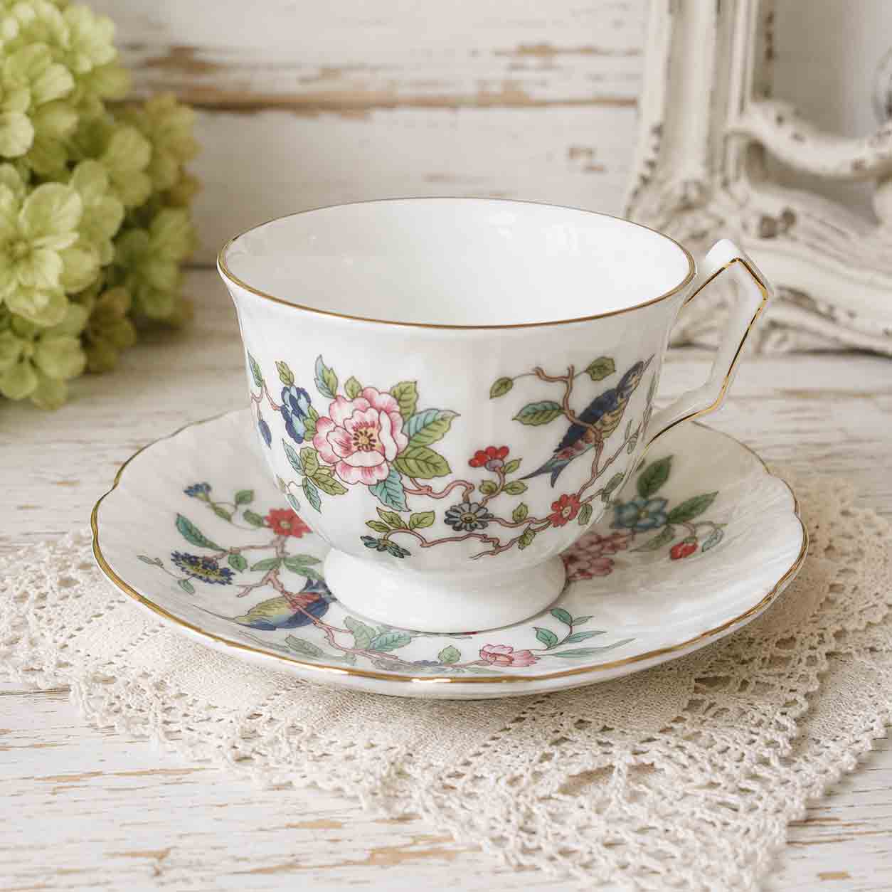 Aynsley Pembroke Bone China Teacup and Saucer - Made in England 1 Aynsley Pembroke Bone China Teacup and Saucer - Made in England
